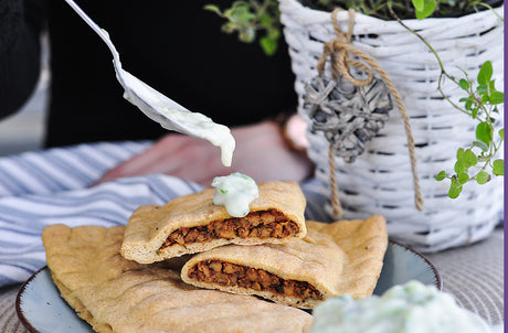 "Gyros" pockets