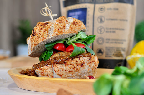 Mango-curry sandwich